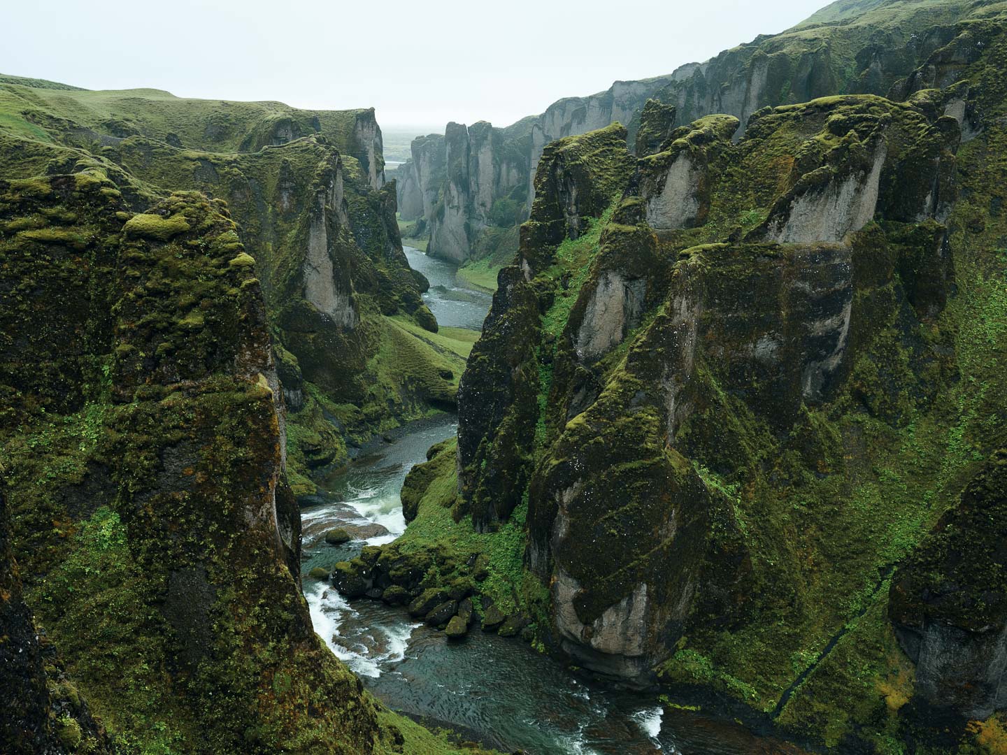 Fjadragljufur, Island. Bildserie Epische Landschaften. Fujifilm GFX 502 mit Fujinon XF 4/60-200
