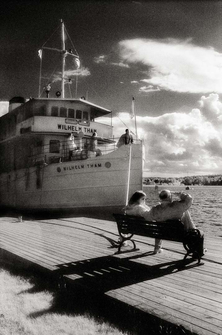 Götakanal (Schweden) - Unterwegs mit Infrarot, aufgenommen mit einer Minolta XD und dem Kodak High Speed Infrared Film.