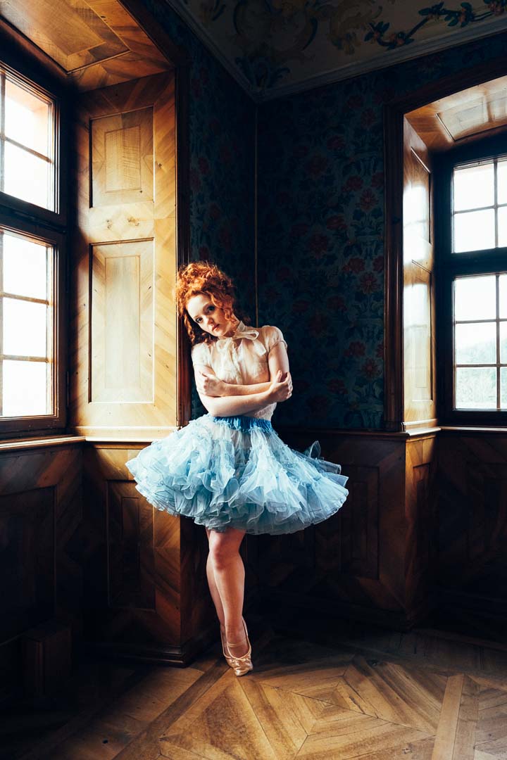 Aus dem Leben - Ivory Flame mit Petticoat. Fujifilm X-T1 mit Fujinon XF 2,8/14