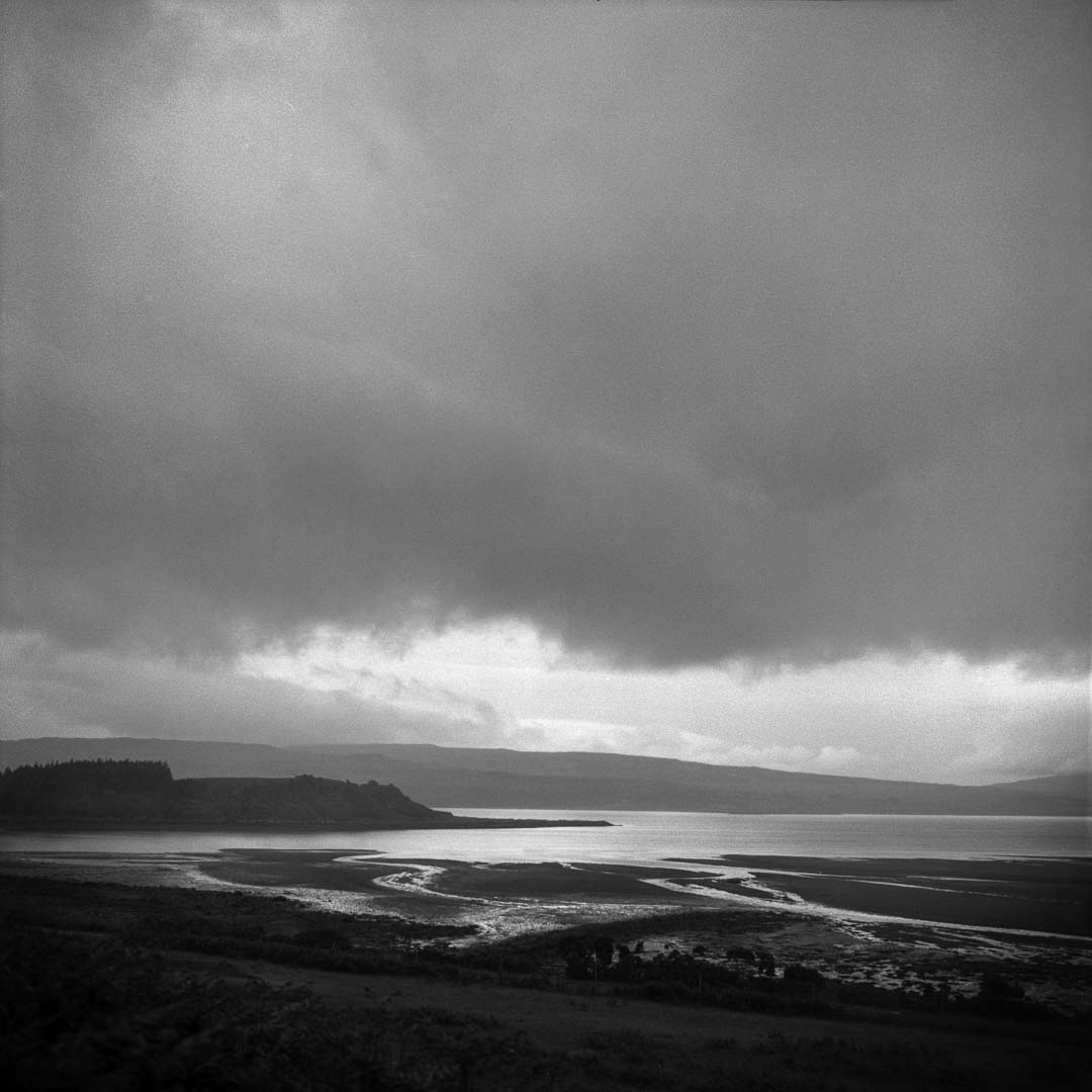 Puristische Landschaften - Loch Scridain, Mull, Schottland. Mamiya C330 mit Sekor 2,,8/80