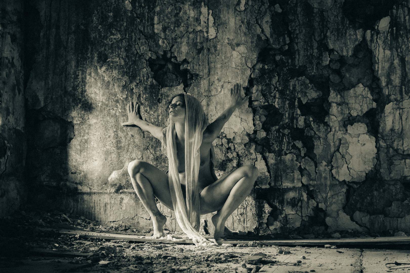 Geheimnisvolle Orte - Sonia - Fujifilm X-T2 mit Fujinon XF 18-55