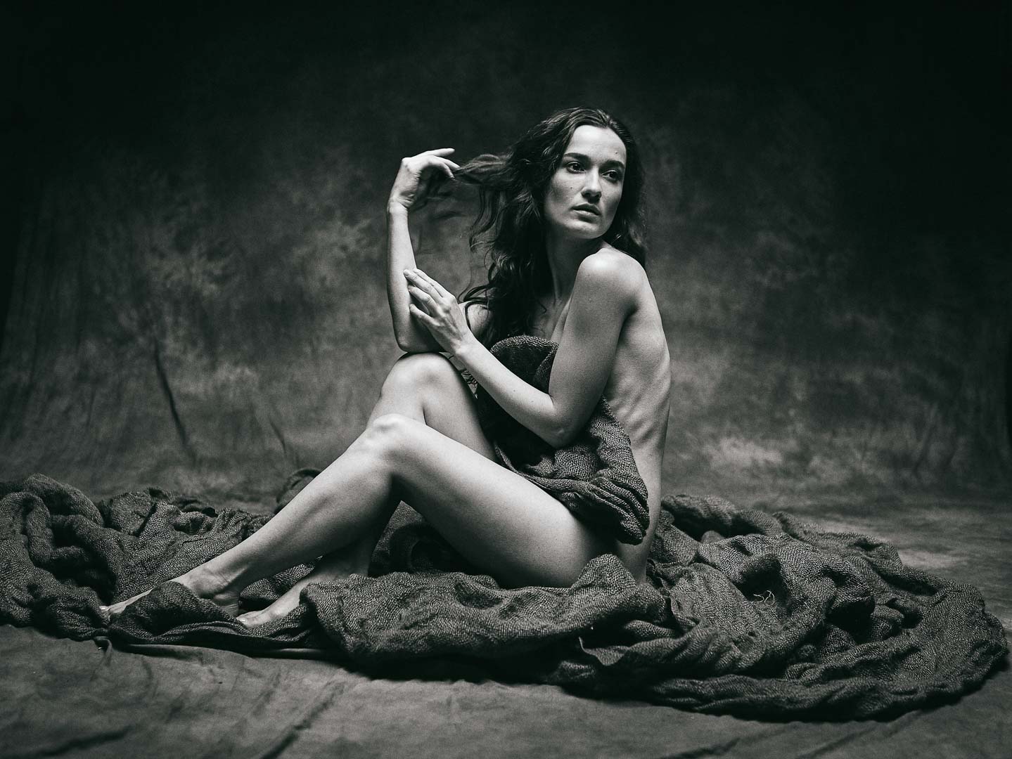 Aktfotografie Sofi Ka- Aus meinem Studio -Contax 645 mit Planar 2/80 und Phase One P25+