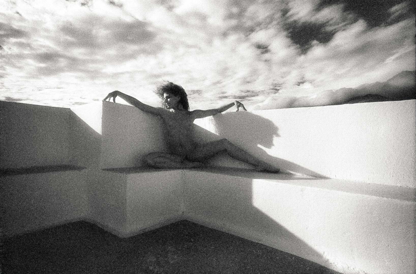 Sonia. Aktfotografie auf Kodak High Speed Infrarotfilm. Contax RX mit Distagon 4/18